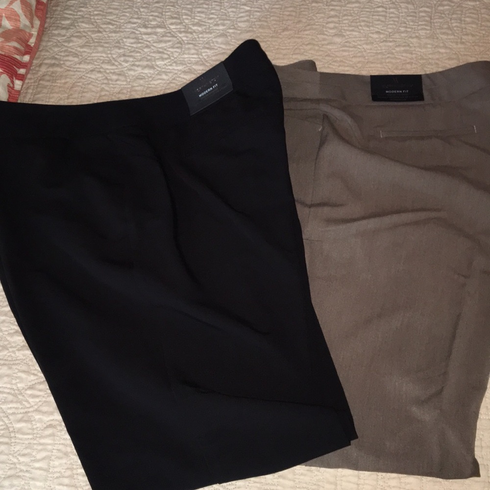 2 pair Worthington modern fit pants size 18 NWT